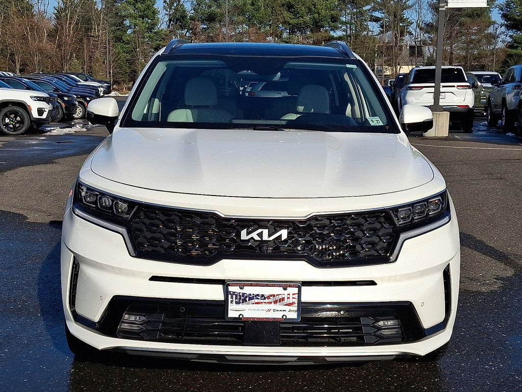Used 2022 Kia Sorento SX Prestige w/ Panoramic Sunroof Package image 8