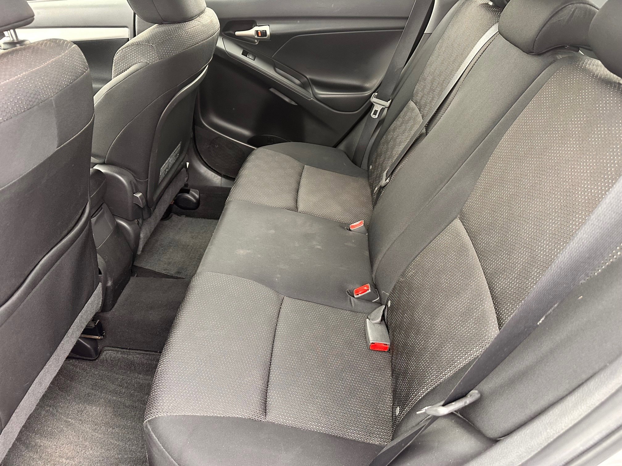 Used 2009 Pontiac Vibe AWD w/ Preferred Package image 6