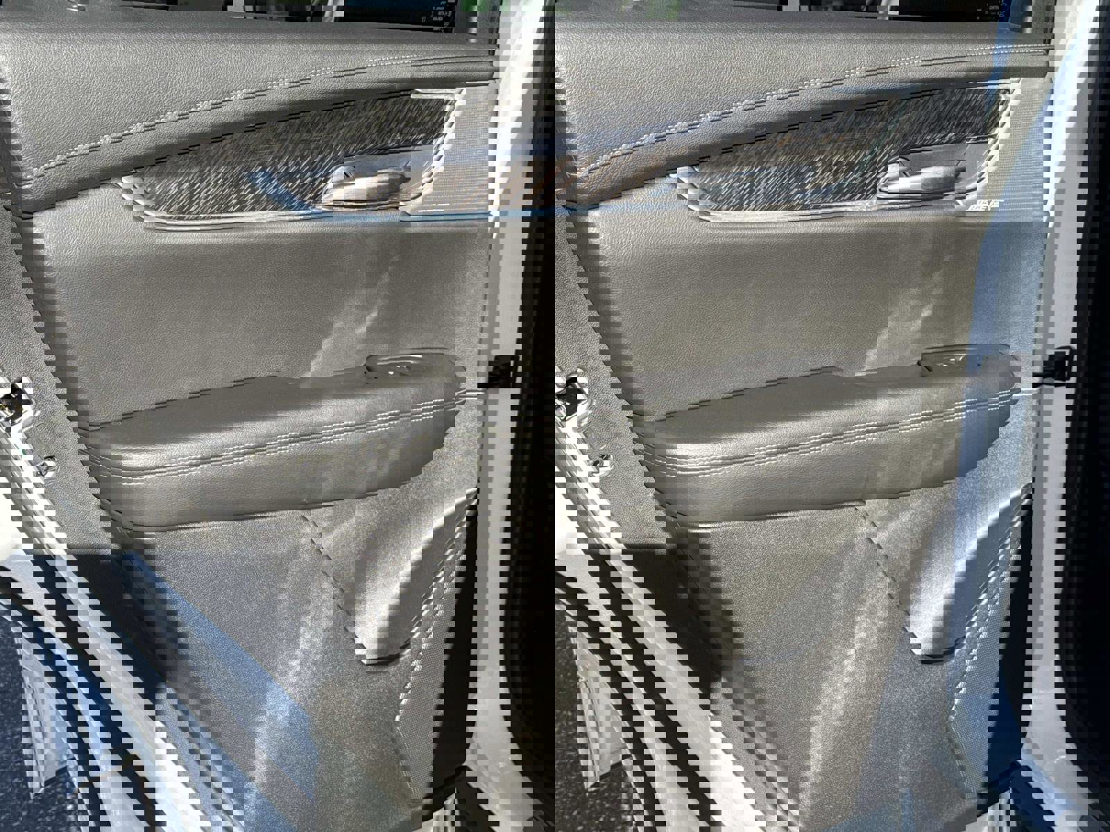 Used 2021 Cadillac XT6 Premium Luxury image 13