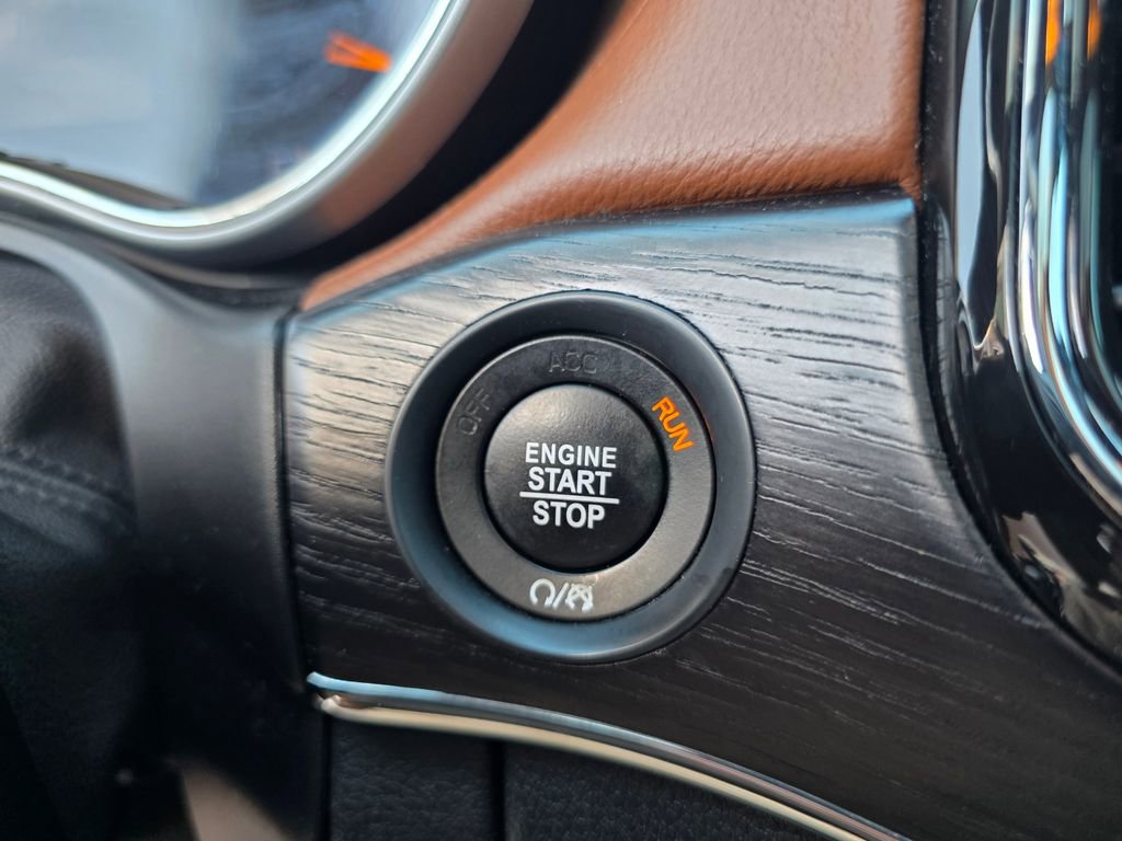 Used 2019 Jeep Grand Cherokee Summit w/ Platinum Series Group image 23