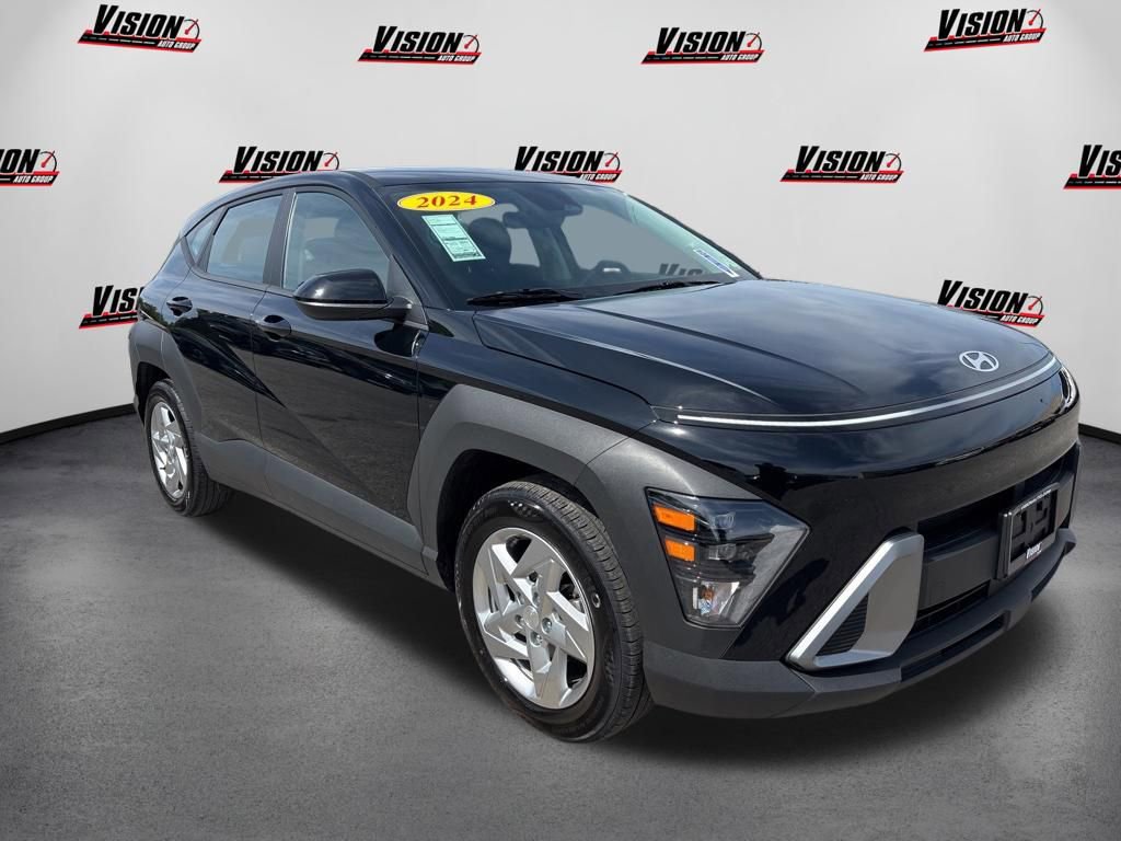 Used 2024 Hyundai Kona SE FWD image 3