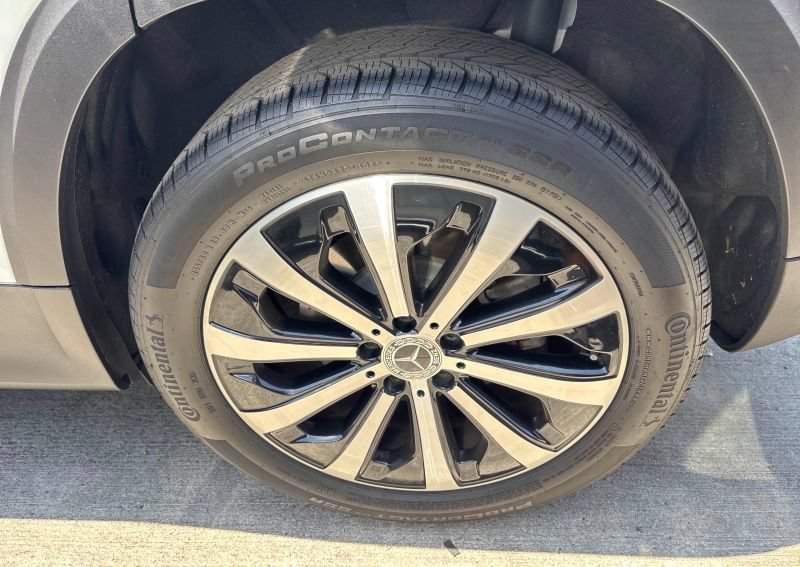 Certified 2023 Mercedes-Benz GLB 250 image 21