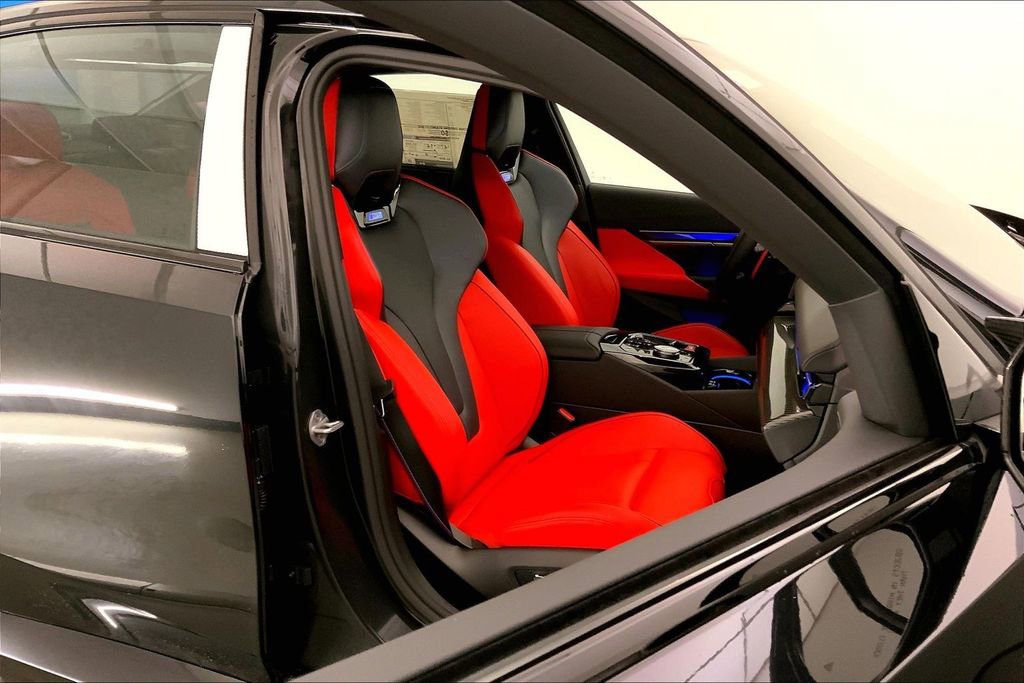 New 2026 BMW M5 w/ Carbon Package image 7