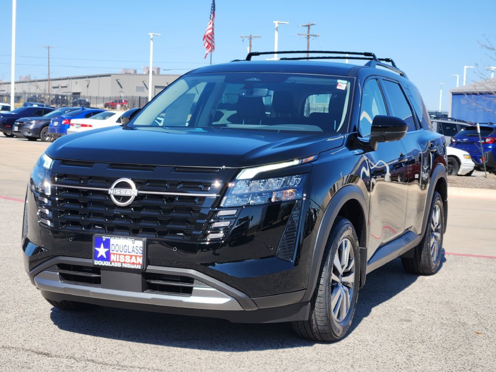 New 2026 Nissan Pathfinder SL FWD image 2