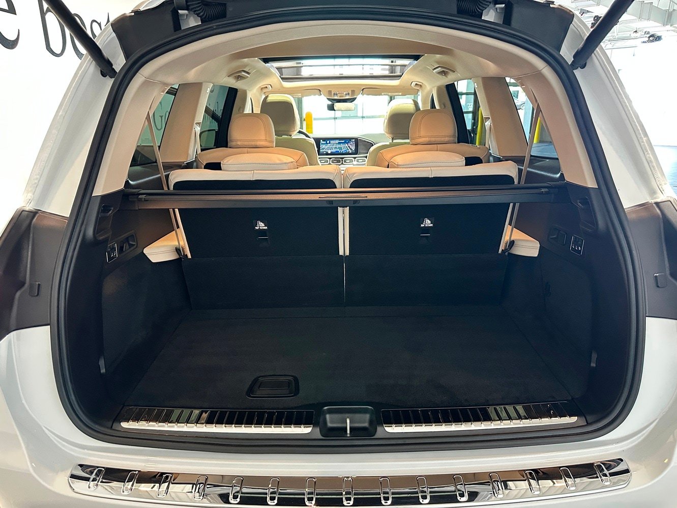 New 2026 Mercedes-Benz GLS 450 4MATIC image 16