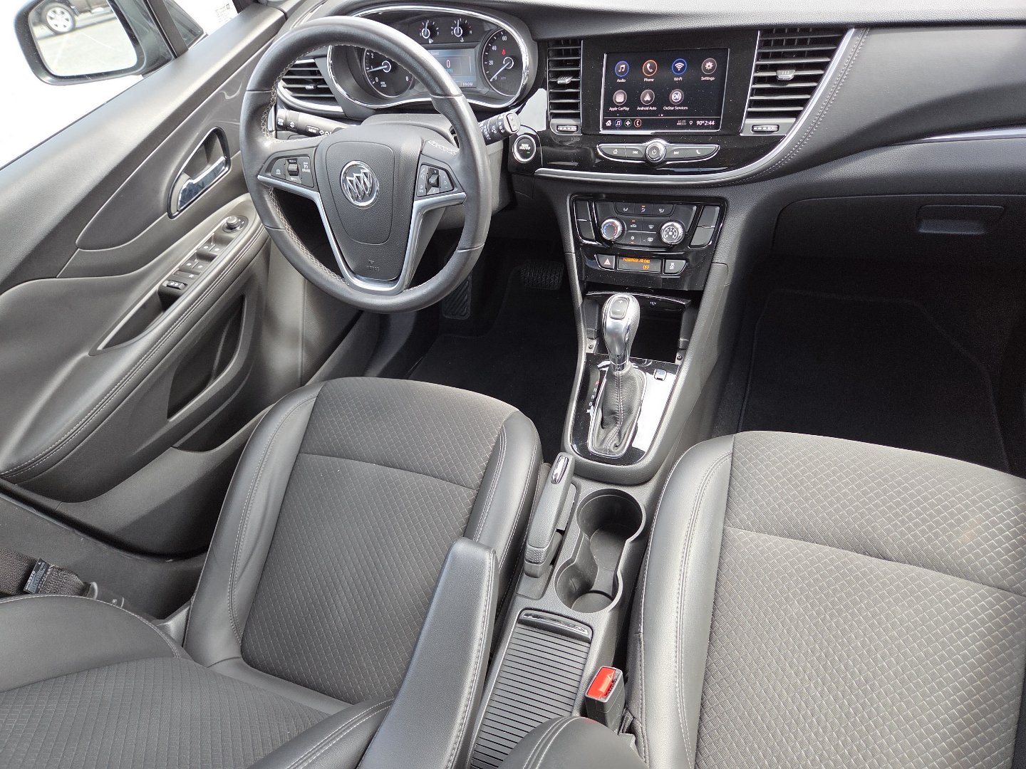 Used 2022 Buick Encore Preferred w/ Safety Package FWD image 21