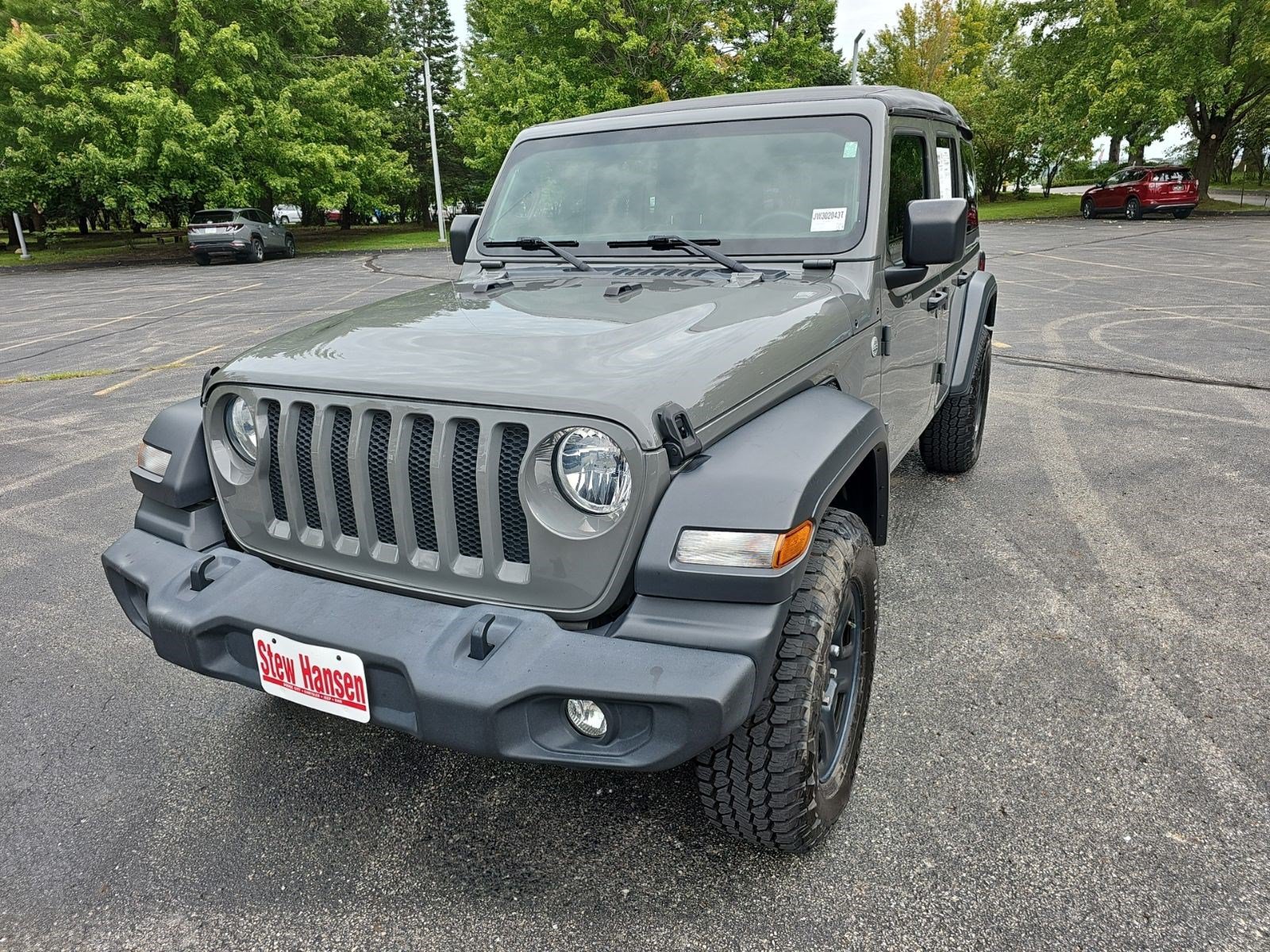 Used 2018 Jeep Wrangler Unlimited Sport AWD/4WD image 2