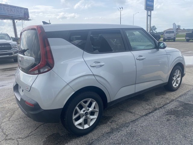 Used 2021 Kia Soul S image 6