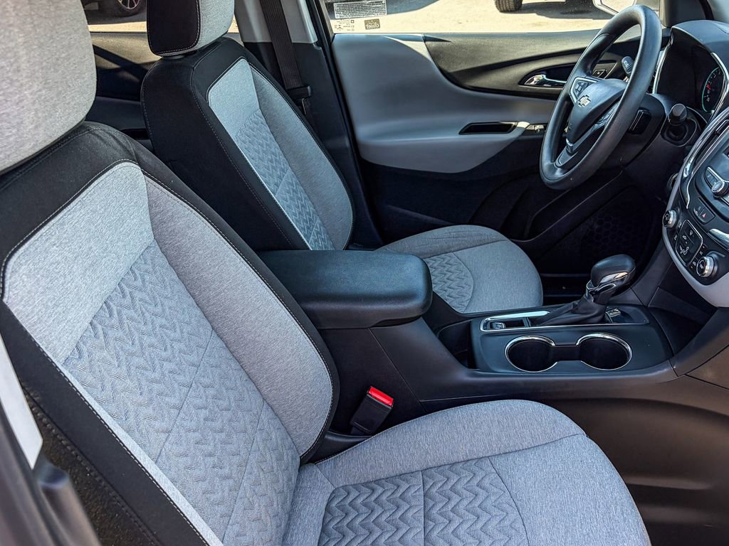 Used 2022 Chevrolet Equinox LS w/ LS Convenience Package image 37