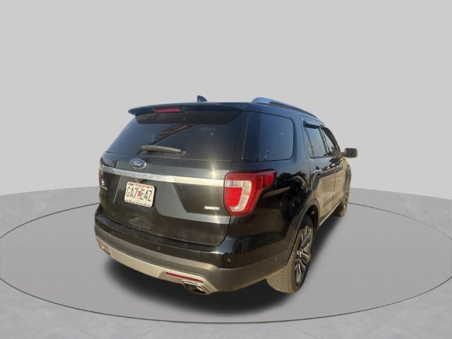 Used 2017 Ford Explorer Platinum AWD/4WD image 2