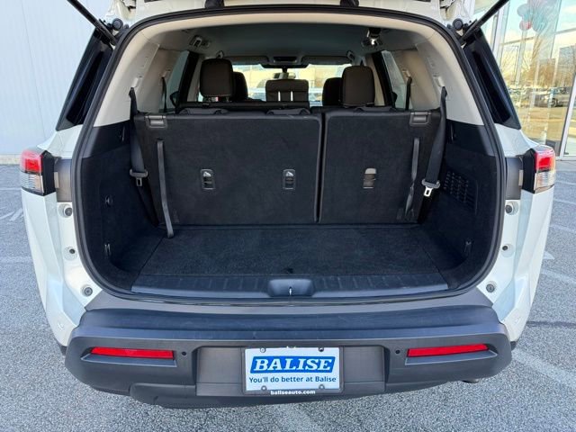 Used 2022 Nissan Pathfinder SV image 10