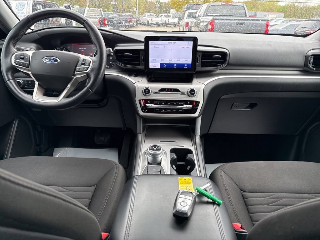 Used 2020 Ford Explorer XLT w/ Comfort Package AWD/4WD image 38