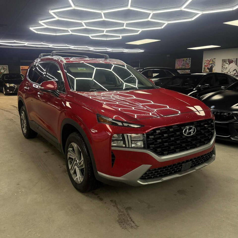 Used 2023 Hyundai Santa Fe SEL image 3