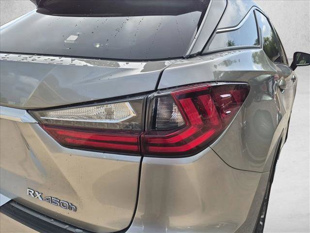 Used 2017 Lexus RX 450h AWD image 14