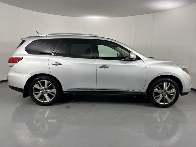 Used 2013 Nissan Pathfinder Platinum image 33