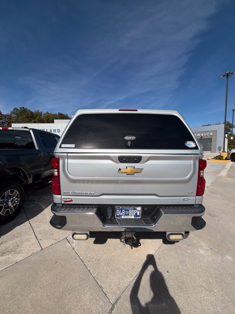 Used 2022 Chevrolet Silverado 2500 LT w/ Convenience Package AWD/4WD image 10