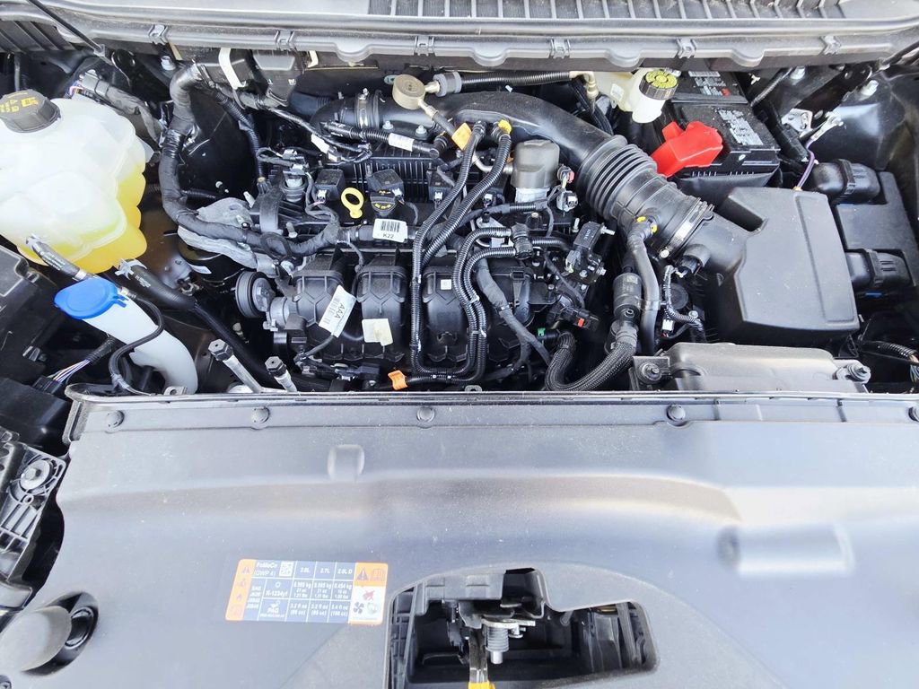 Used 2024 Ford Edge SEL image 16
