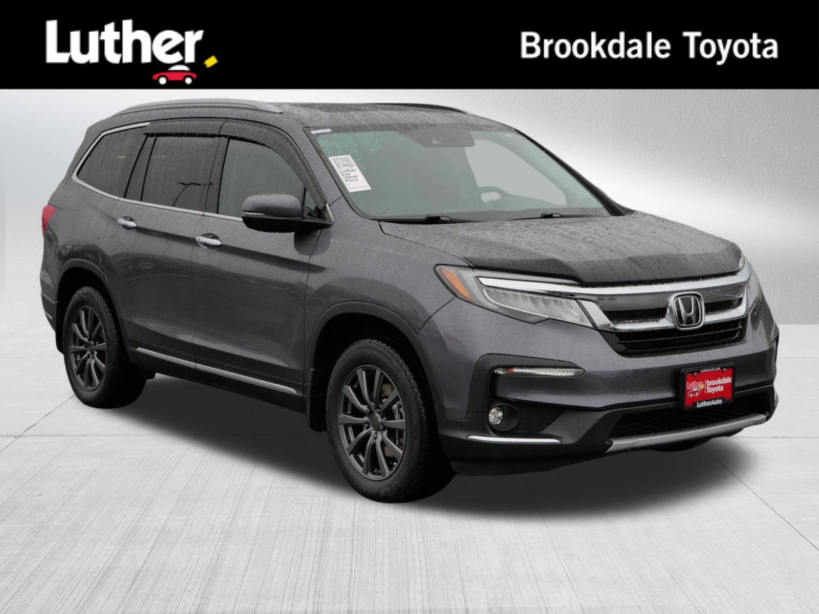 Used 2022 Honda Pilot Touring image 1