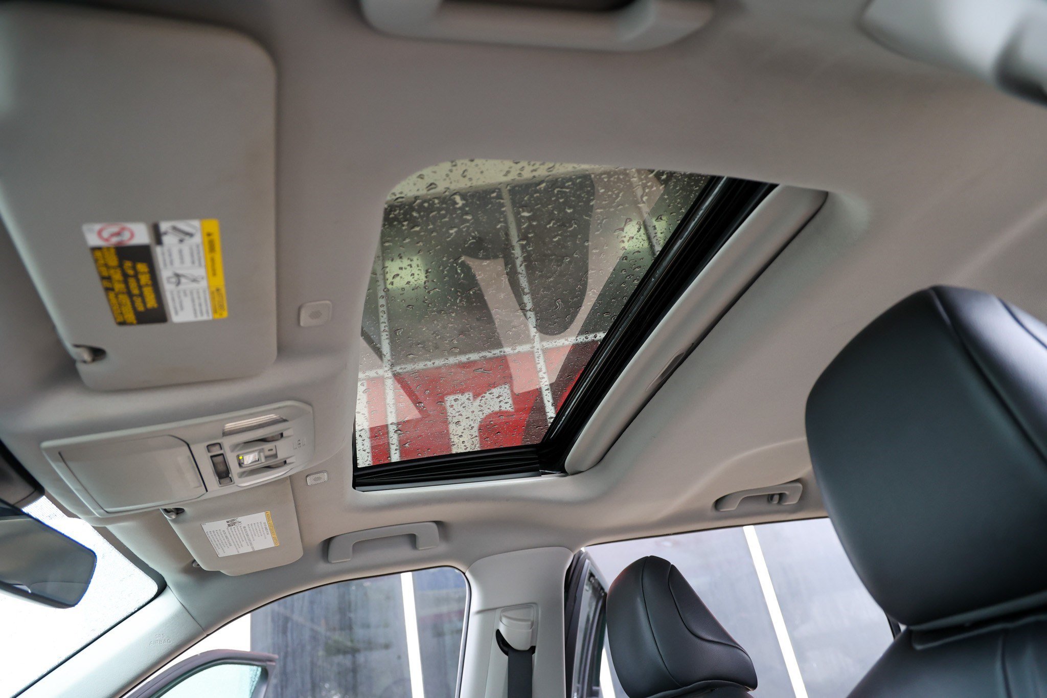 Used 2023 Toyota Highlander XLE FWD image 30