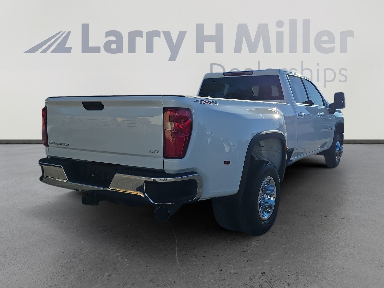 New 2026 Chevrolet Silverado 3500 LTZ w/ LTZ Convenience Package image 5