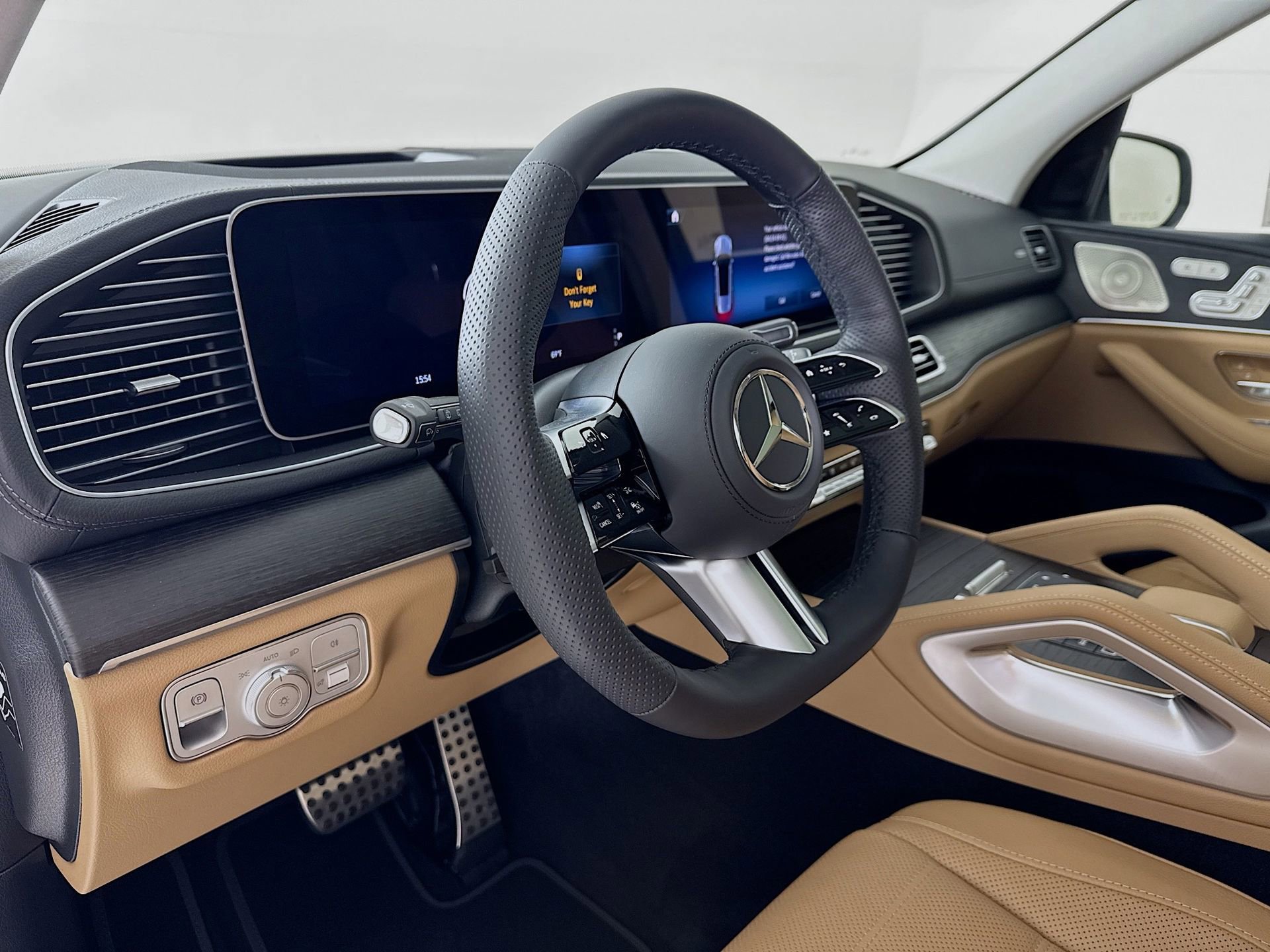 New 2026 Mercedes-Benz GLS 450 4MATIC image 10