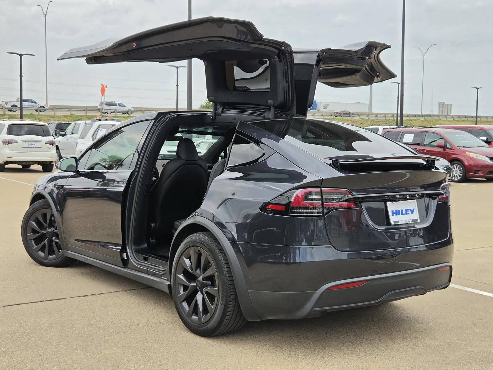 Used 2024 Tesla Model X AWD/4WD image 7