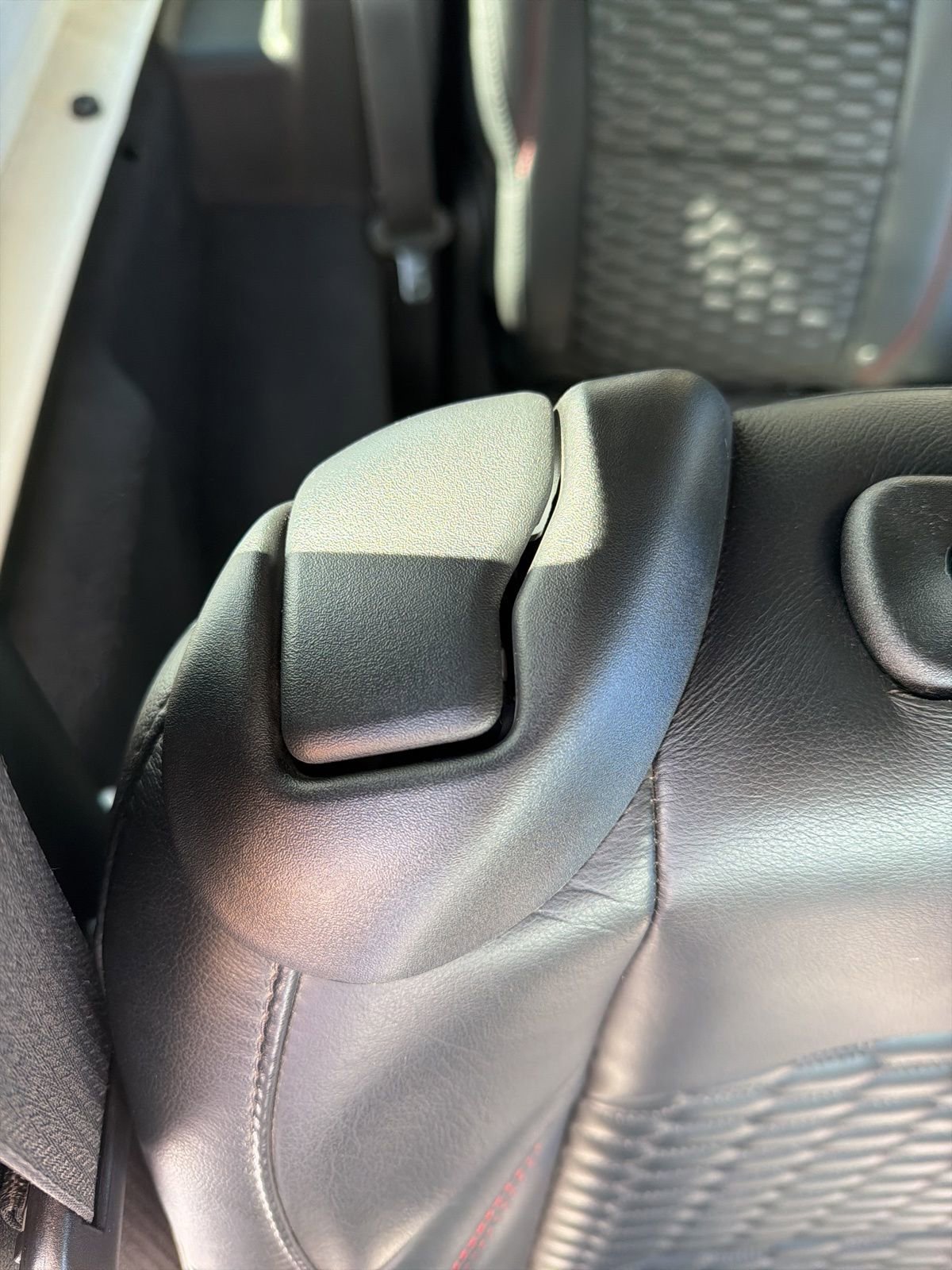 Used 2023 Jeep Wrangler Rubicon w/ LED Lighting Group image 23