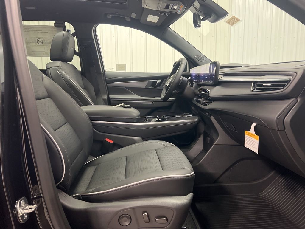 New 2026 Buick Enclave Sport Touring w/ Power Package image 9