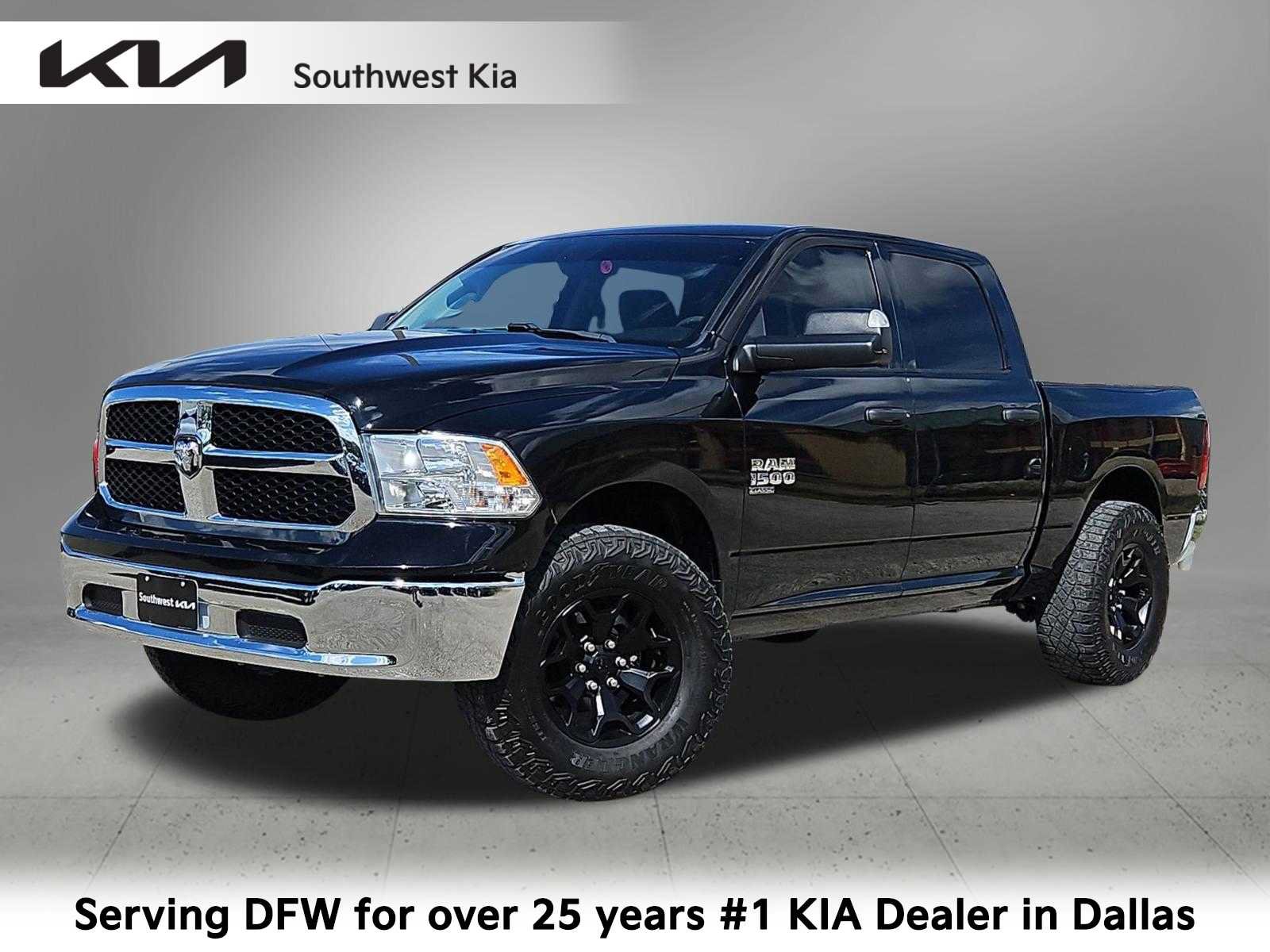 Used 2023 RAM 1500 Classic SLT w/ Trailer & Traction Group AWD/4WD image 1