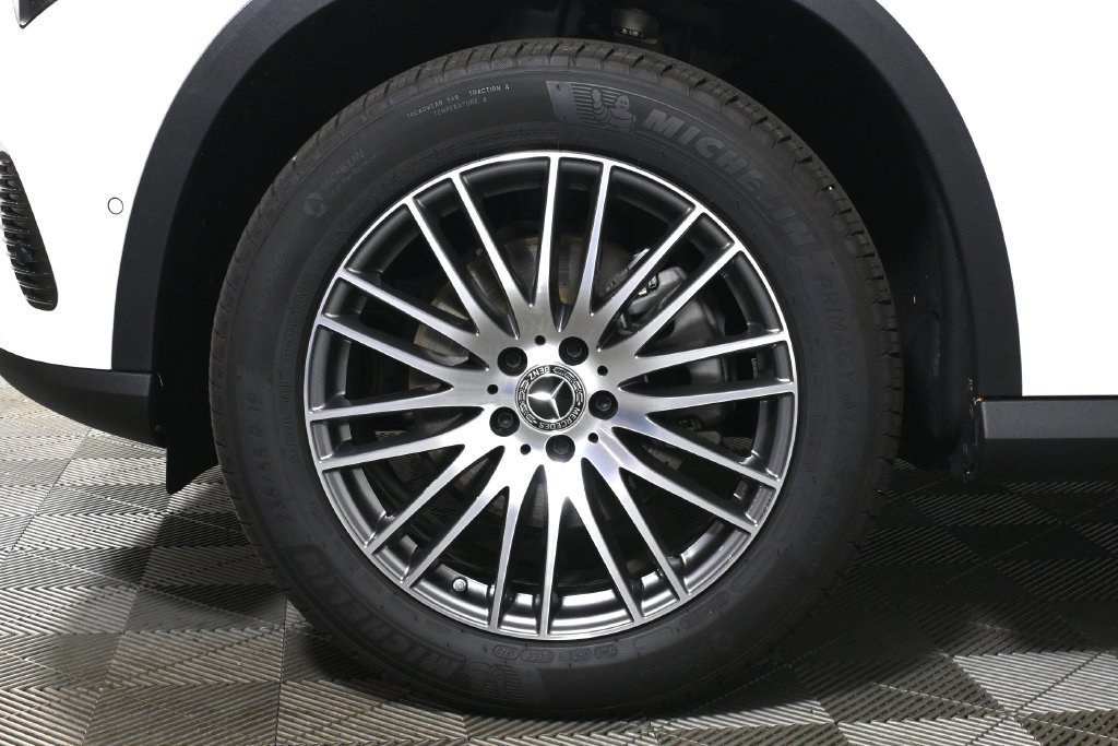 Used 2026 Mercedes-Benz GLC 300 4MATIC image 12