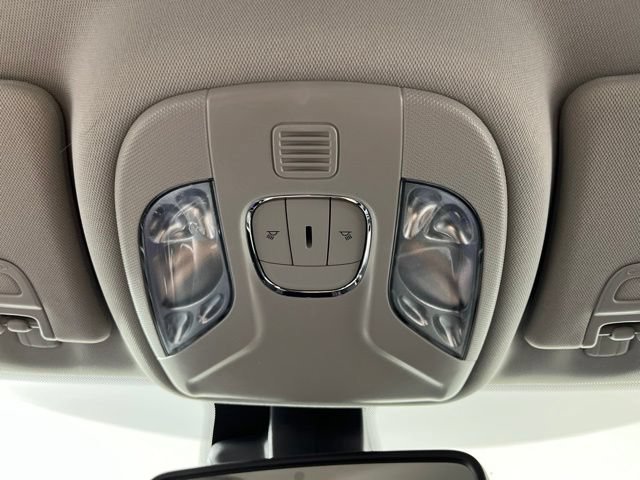 Used 2022 Jeep Compass Latitude AWD/4WD image 33