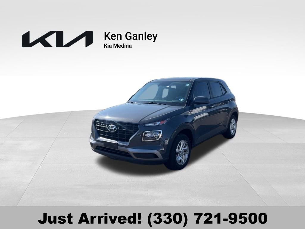 Used 2023 Hyundai Venue SE FWD image 1