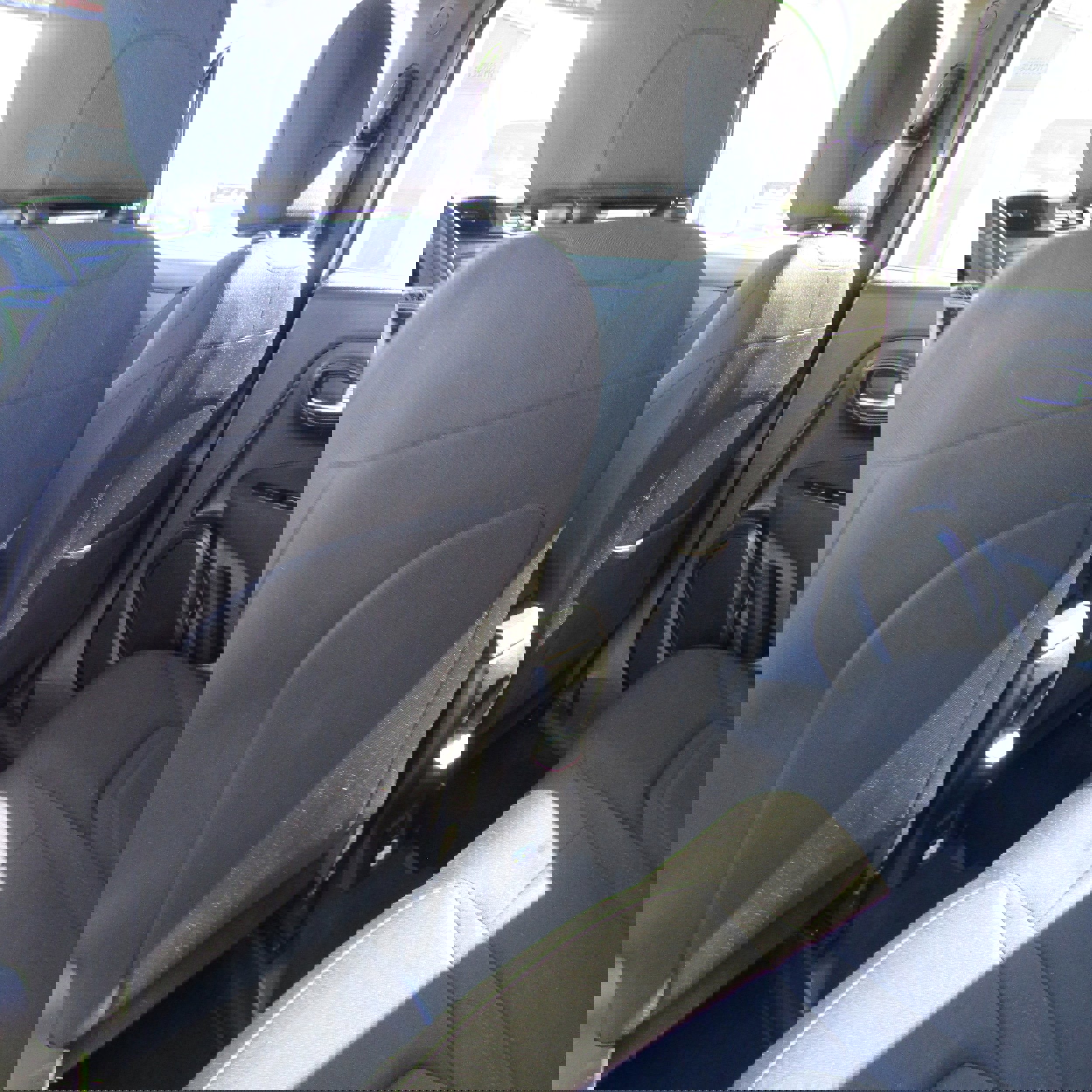 Used 2019 Jeep Renegade Latitude w/ UConnect 8.4 Nav Group image 11