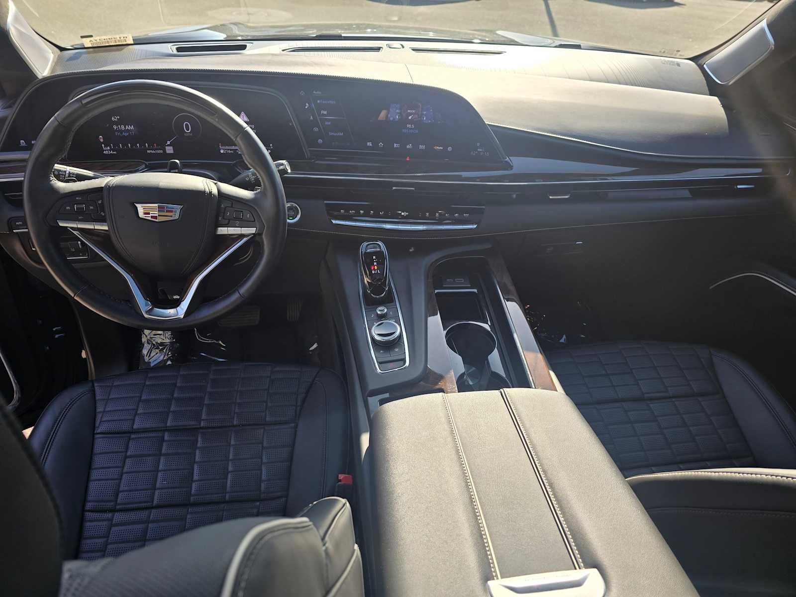 Used 2024 Cadillac Escalade ESV Premium Luxury Platinum image 23