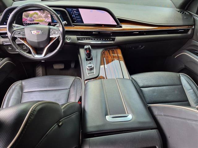 Used 2021 Cadillac Escalade Premium Luxury RWD image 18