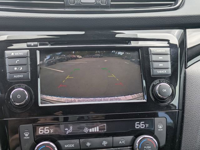 Used 2021 Nissan Rogue Sport SV FWD image 21