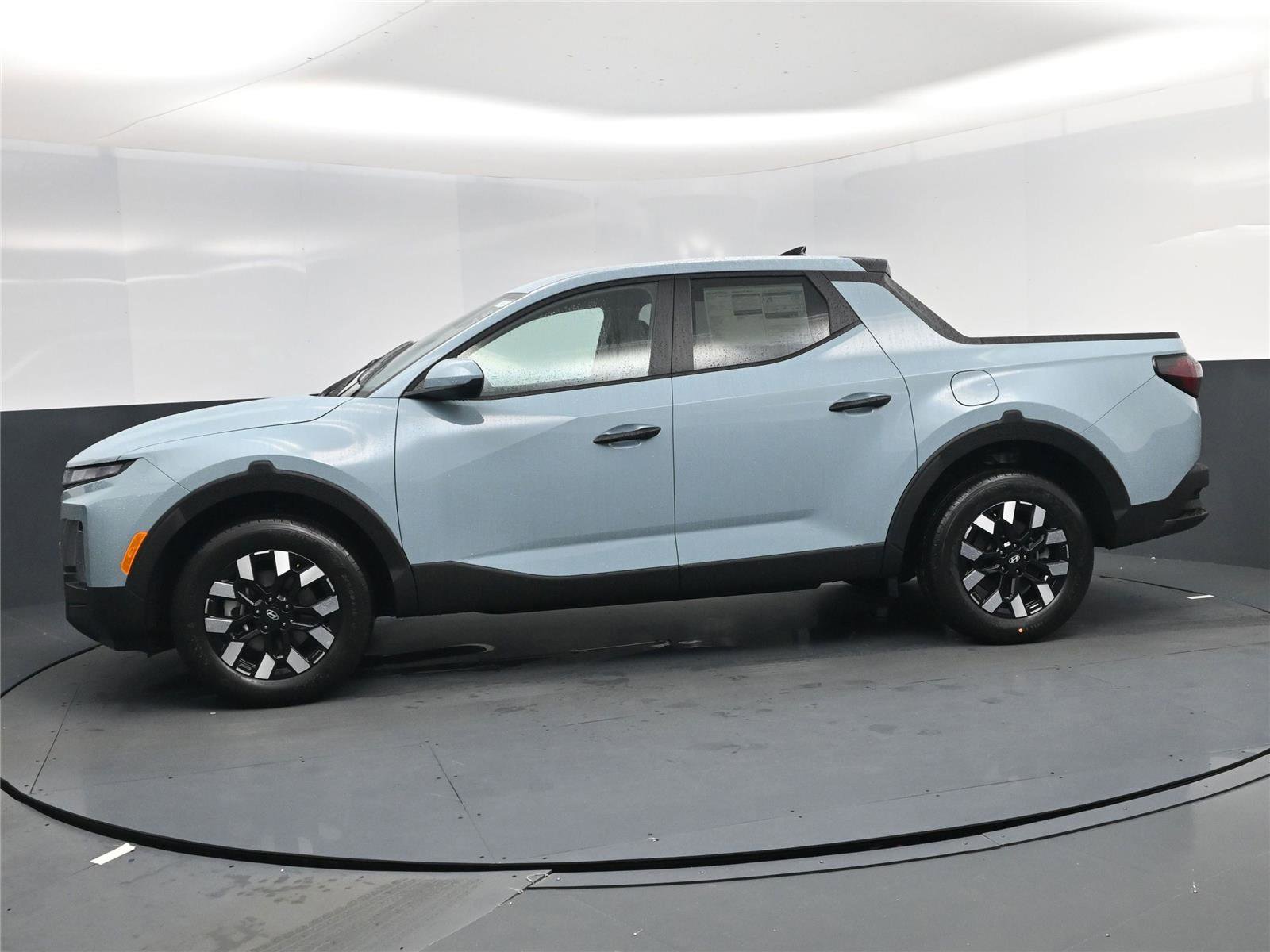 New 2026 Hyundai Santa Cruz SE image 3