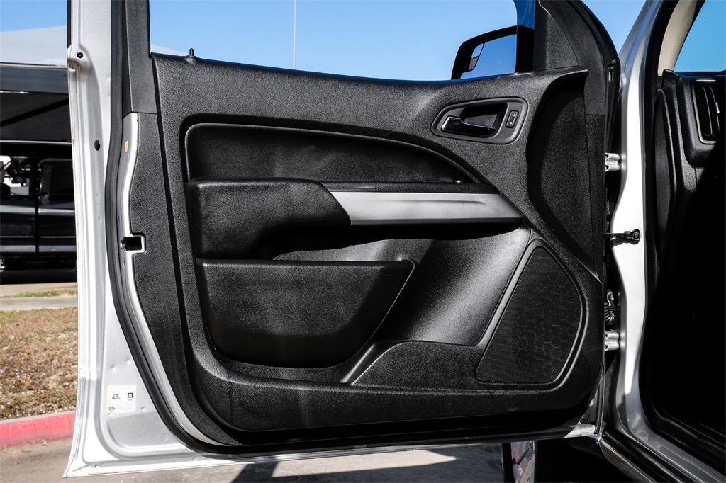 Used 2016 Chevrolet Colorado LT w/ LT Convenience Package image 41