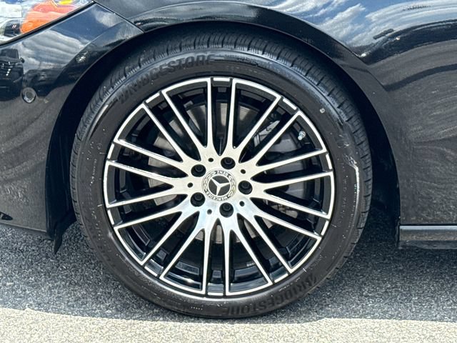 Used 2025 Mercedes-Benz C 300 Sedan image 11