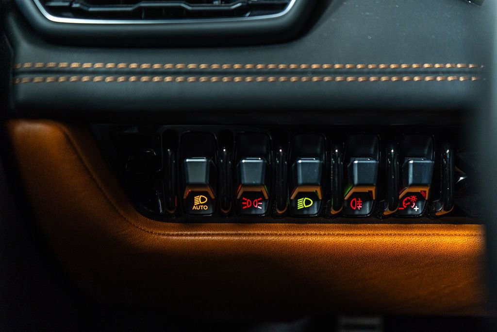 Used 2023 Lamborghini Huracan Tecnica image 28