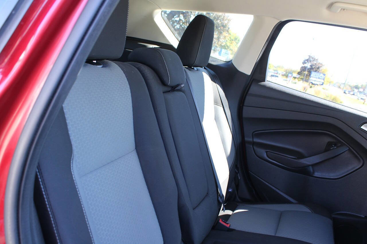 Used 2017 Ford Escape SE image 63