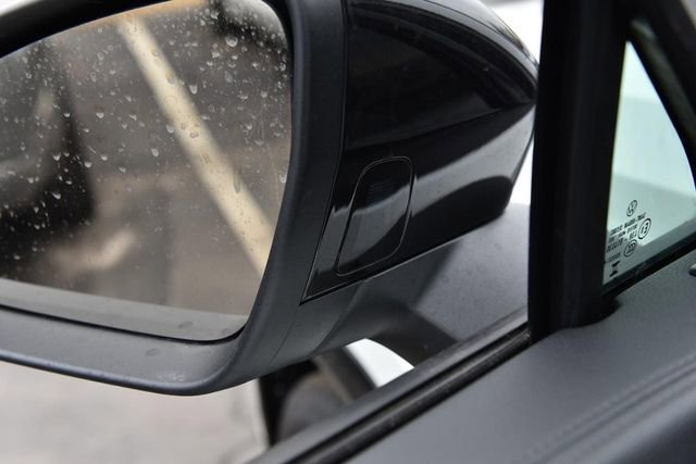 New 2026 Volkswagen Tiguan SE R-Line image 10