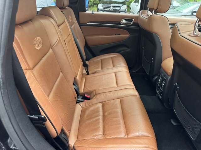 Used 2012 Jeep Grand Cherokee Overland Summit AWD/4WD image 33