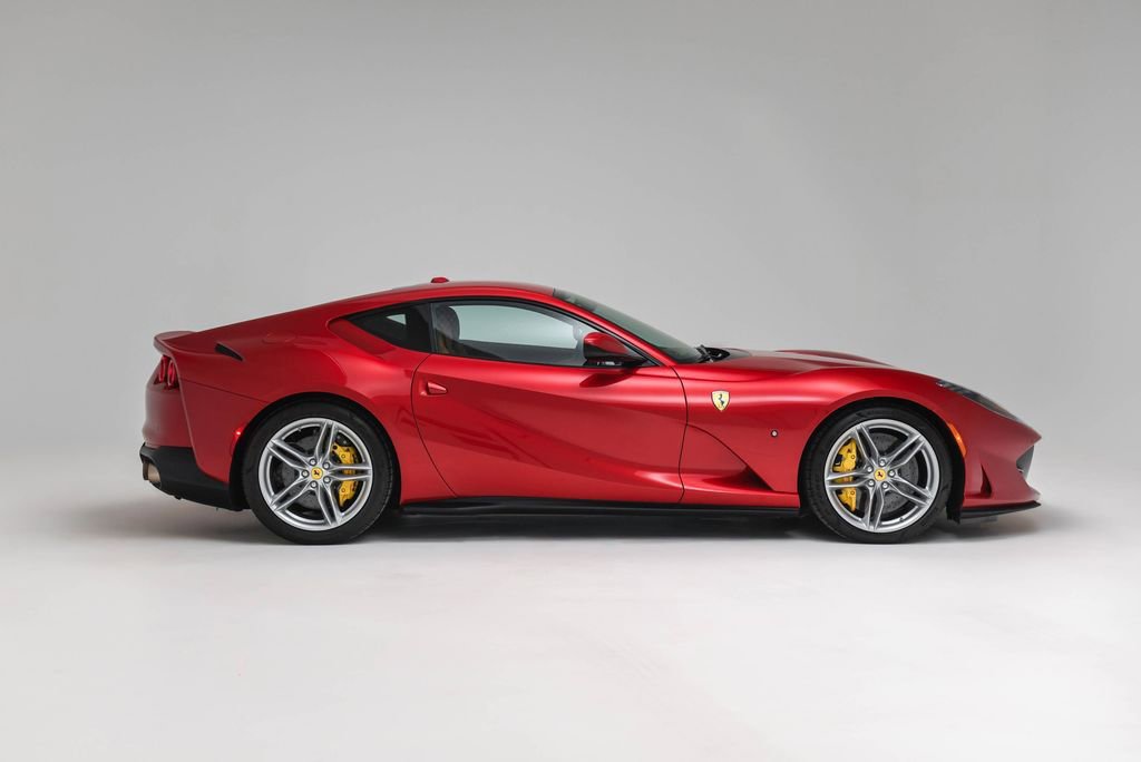 Used 2019 Ferrari 812 Superfast image 2