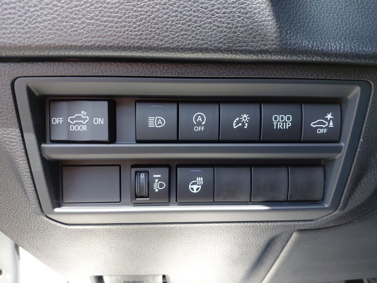 New 2026 Toyota Tundra SR5 w/ TRD Off-Road Package AWD/4WD image 35