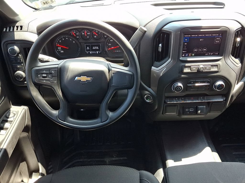 Certified 2026 Chevrolet Silverado 1500 W/T w/ WT Value Package AWD/4WD image 11