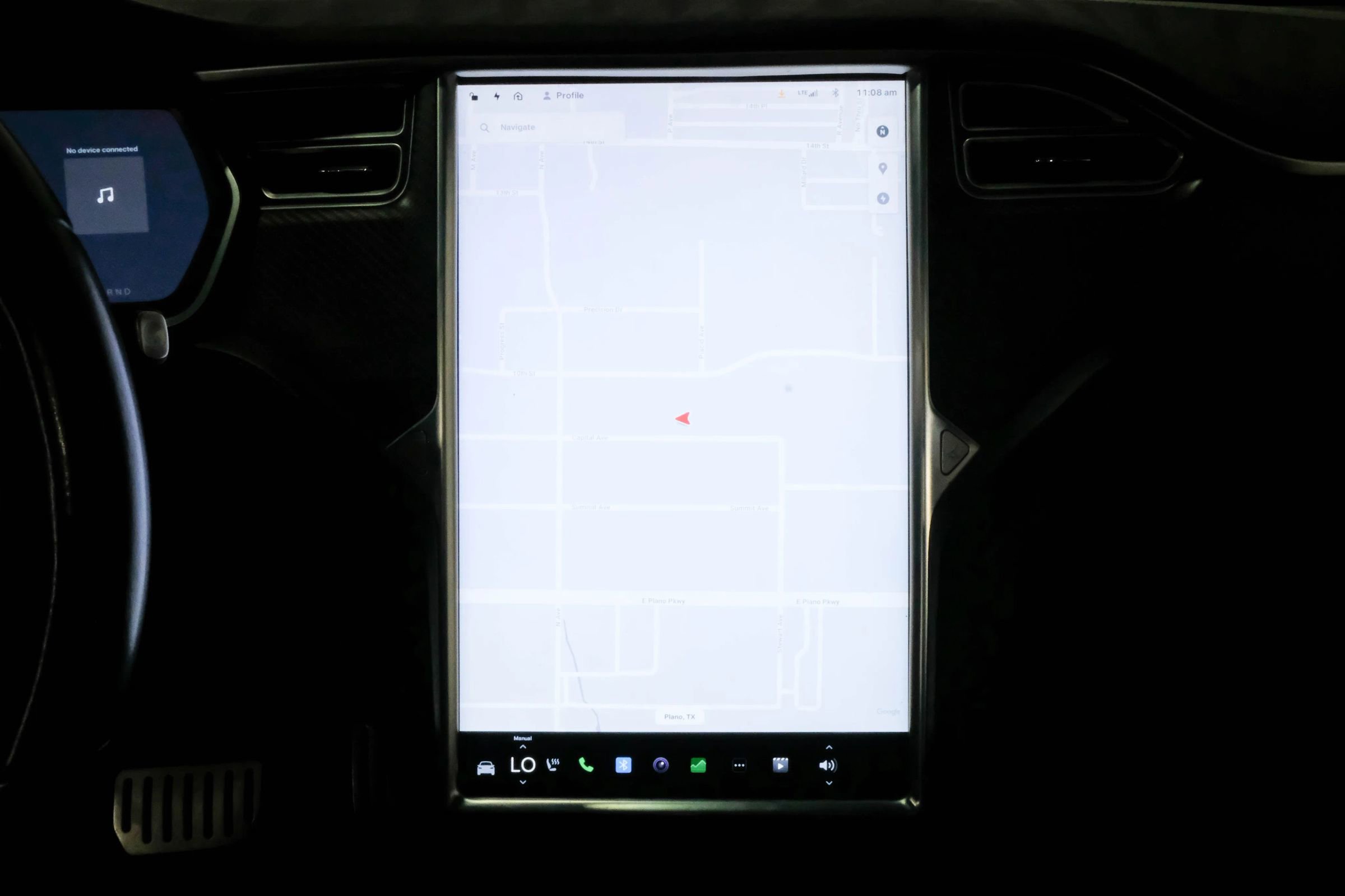 Used 2016 Tesla Model X P90D image 22