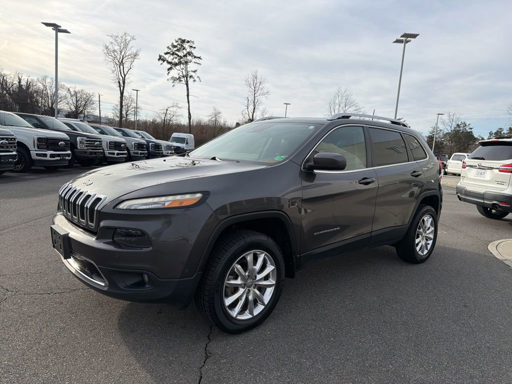 Used 2016 Jeep Cherokee Limited w/ Luxury Group image 7
