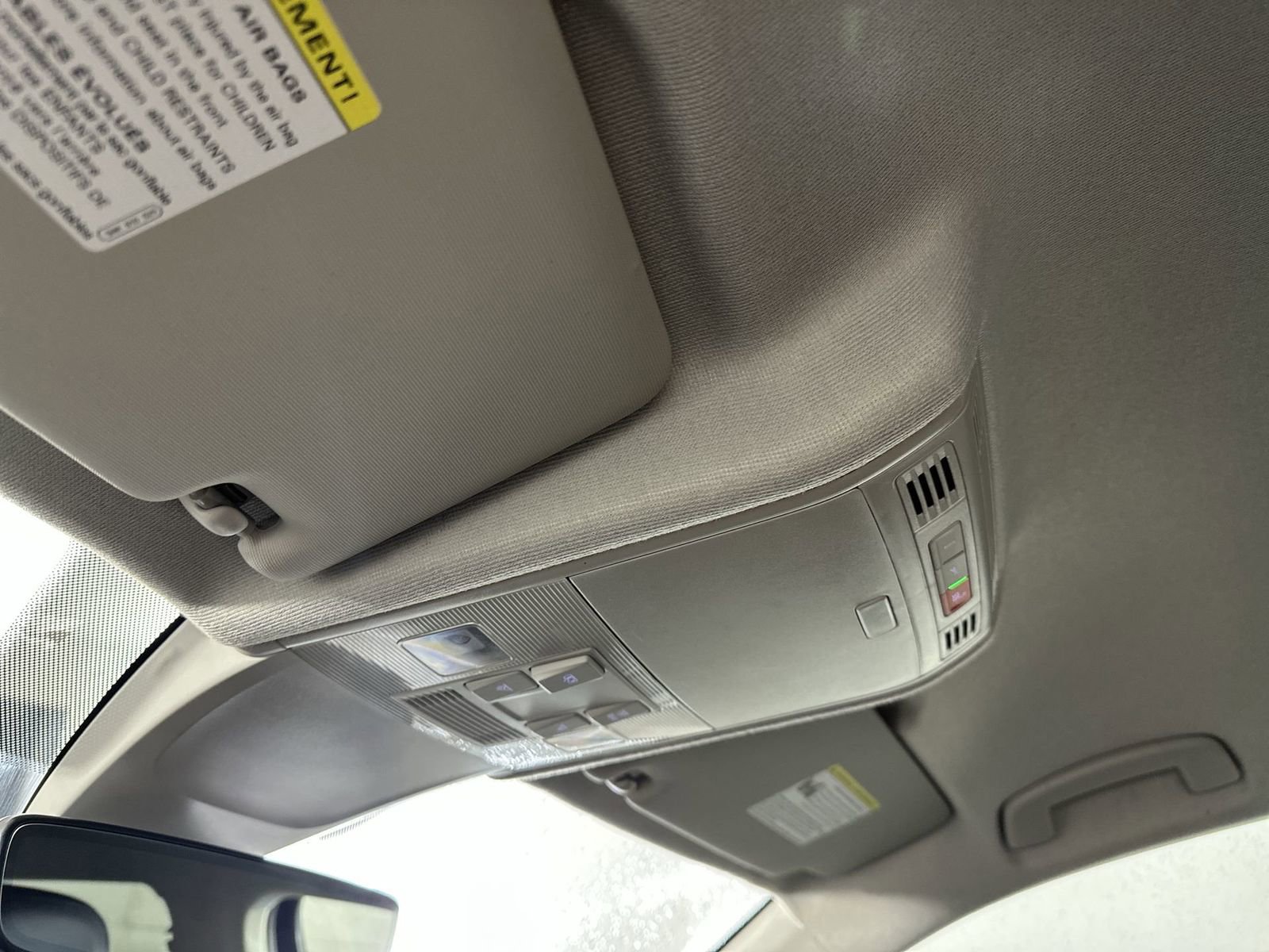 Used 2024 Volkswagen Tiguan Wolfsburg Edition image 22