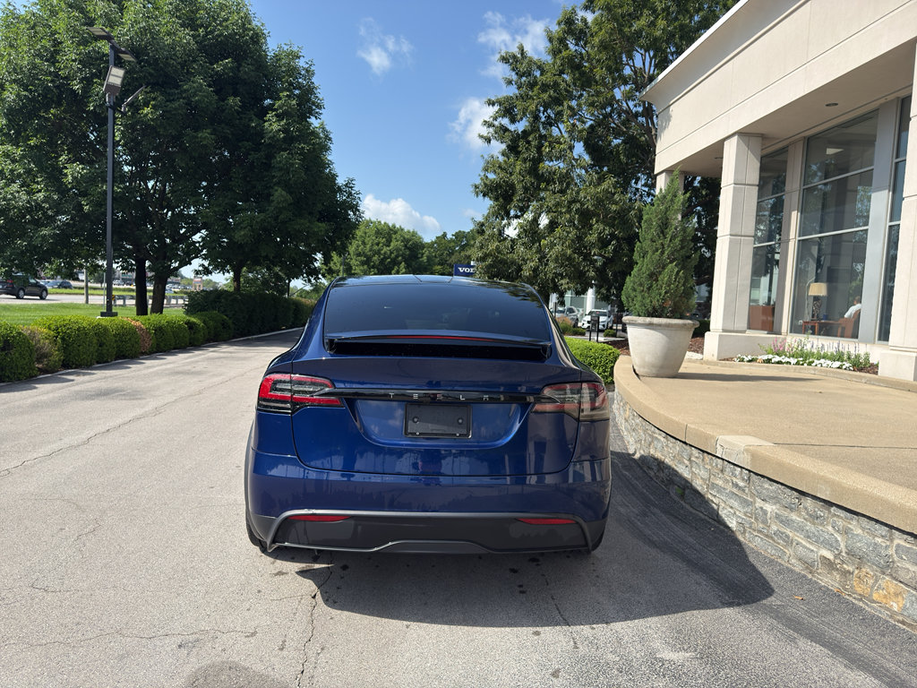 Used 2023 Tesla Model X AWD/4WD image 4